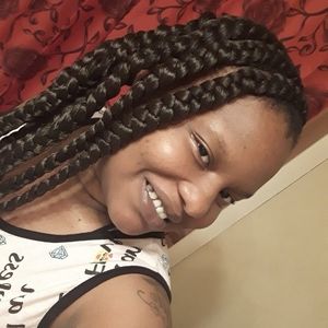 Meet your Posher, Tiara